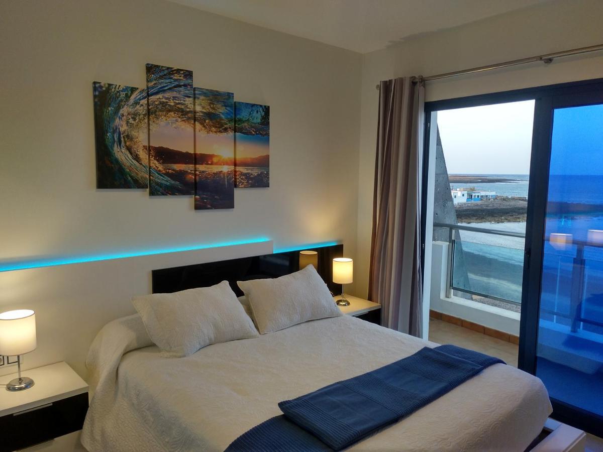 Ocean Front Apartment Тетир Экстерьер фото